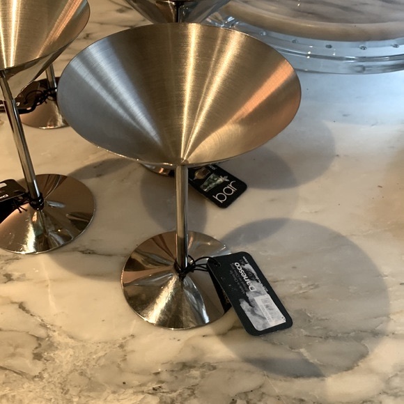 NEW 4PC Stainless Martini Glasses - Picture 5 of 9
